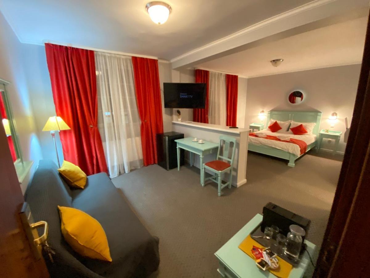 Vila De Argint Aleea Pelesului Nr 2 Sinaia Kültér fotó